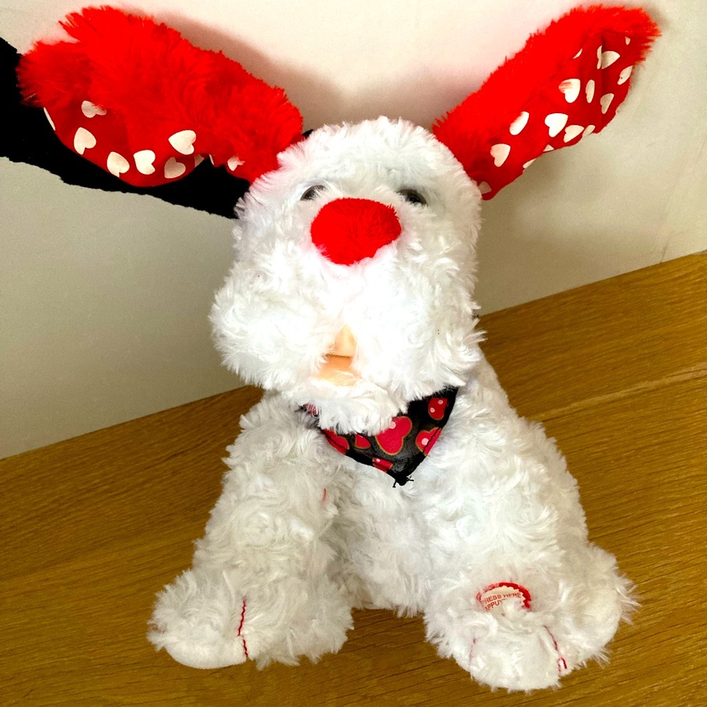 Valentines musical stuffed toy